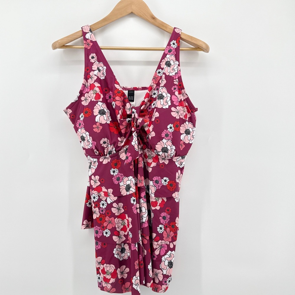 NEW NWT Bloomchic Plus Size Swim Top Floral Tie Front Swimsuit 18-20‎ One Piece